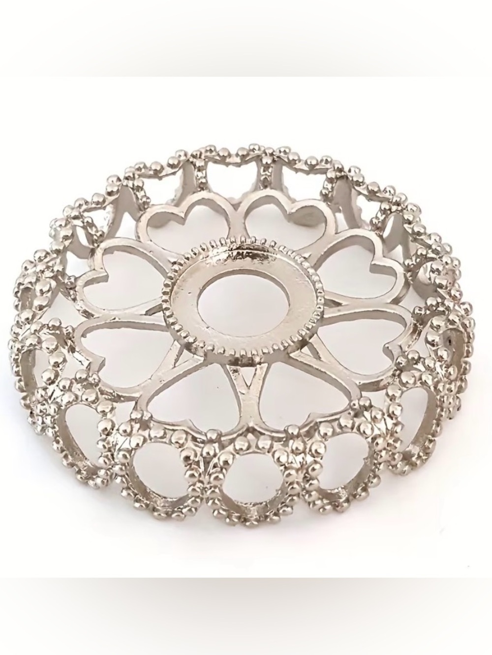 New Crystal Stand, Open Heart Design
